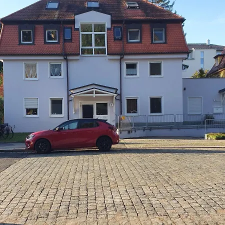 Apartament Dennis